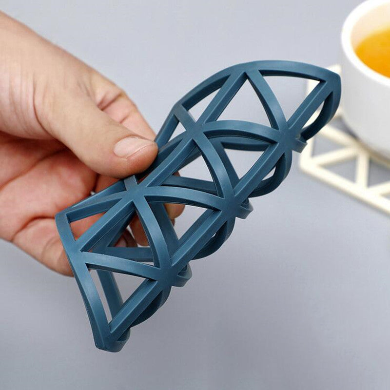 2pcs Nordic Simple Drink Coaster Tableware Pad Stand Mug Cup Mat Insulation Hot Pad Home Necessaire Decor Placemat Silicone Coasters 2pcs Nordic Simple Drink Coaster Tableware Pad Stand Mug Cup Mat Insulation Hot Pad Home Necessaire Decor Placemat Silicone Coasters